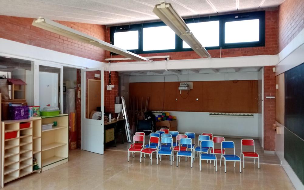 Pintura de les aules del parvulari de l'Escola del Mar