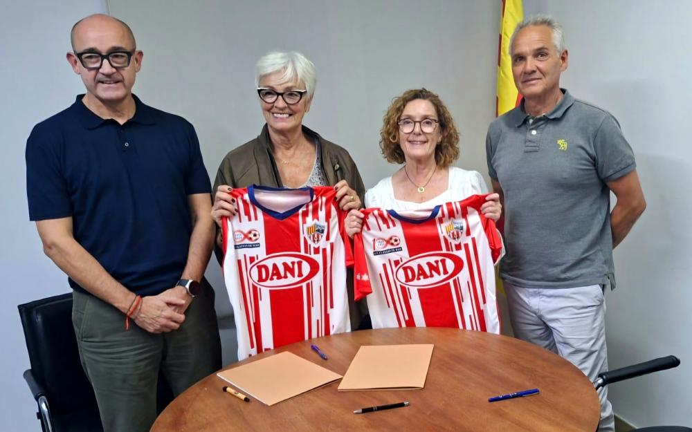 Acte de signatura dels convenis amb la UE Vilassar i la Fundació Unió Esportiva Vilassar Acte de signatura dels convenis amb la UE Vilassar i la Fundació Unió Esportiva Vilassar