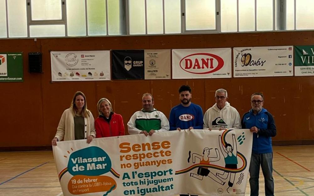 La regidora d'Igualtat va llegir el manifest institucional, el 18 de febrer