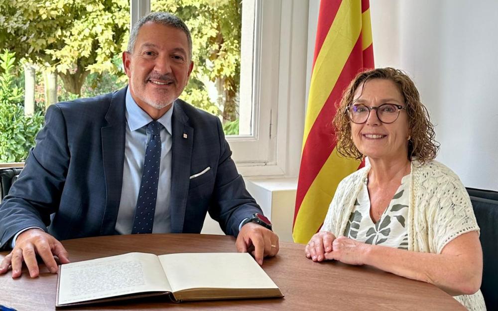 Signatura del llibre d'honor 
