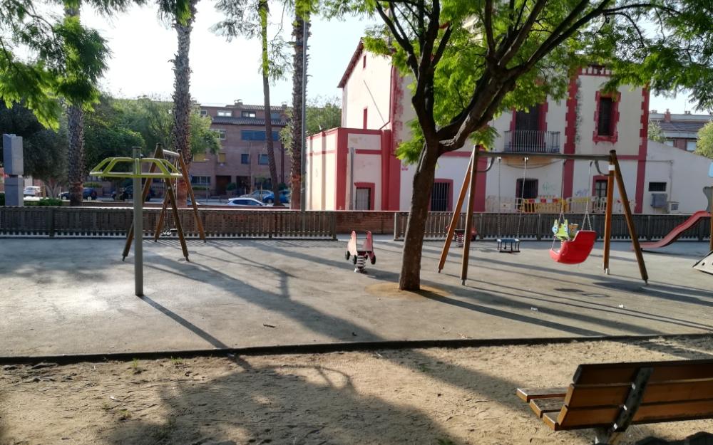 Estat actual del parc de darrere del Museu de la Marina